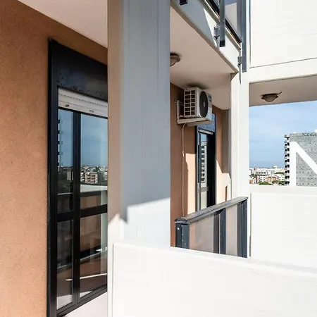 Nicol House Luxury In By Barbarhouse *